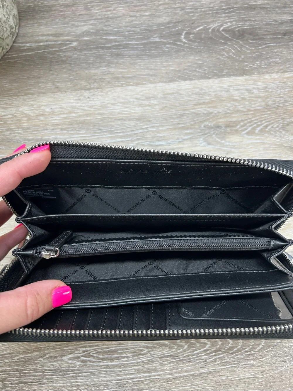 NWOT Michael Kors Black Logo Zip-Around Wristlet Wallet